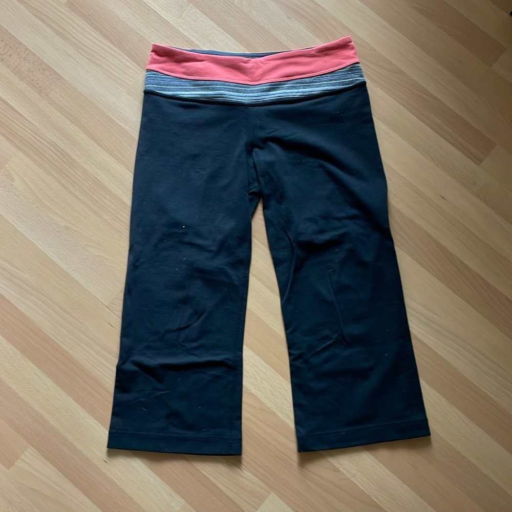 Reversible lululemon yoga pants